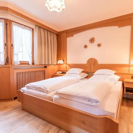 Garni Tina Apartahotel