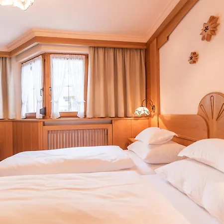 Garni Tina Apartahotel 3*