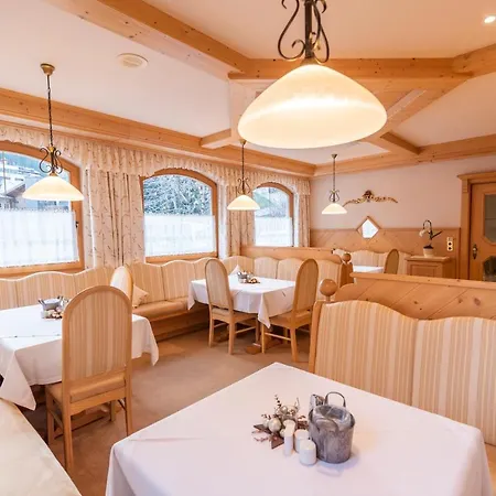 Garni Tina Apartahotel 3*