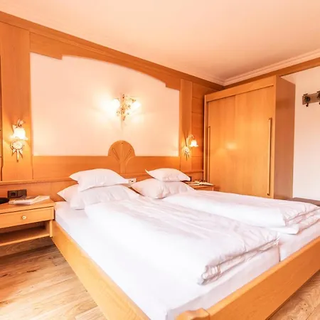Garni Tina 3* Ischgl