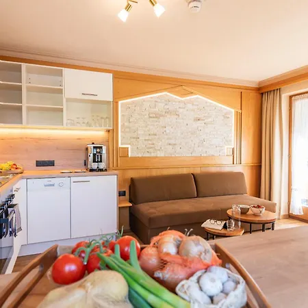 Apartahotel Garni Tina Ischgl