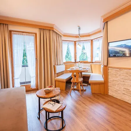 Garni Tina Apartahotel Ischgl
