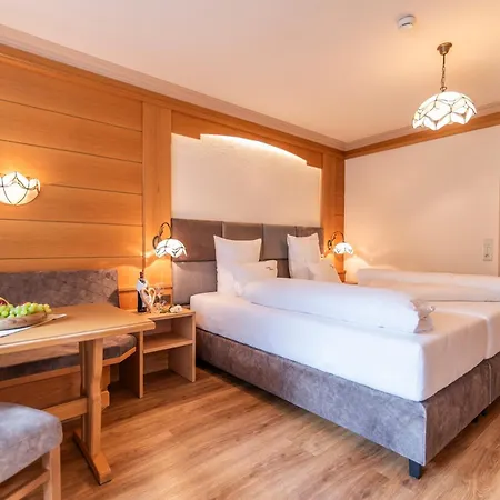 Apartahotel Garni Tina